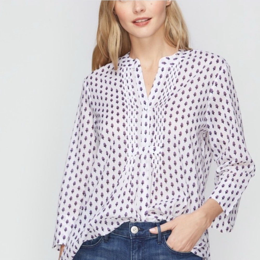 Roller Rabbit White and Blue 3/4 Sleeve Buttoned Cotton Tunic Printed Blouse